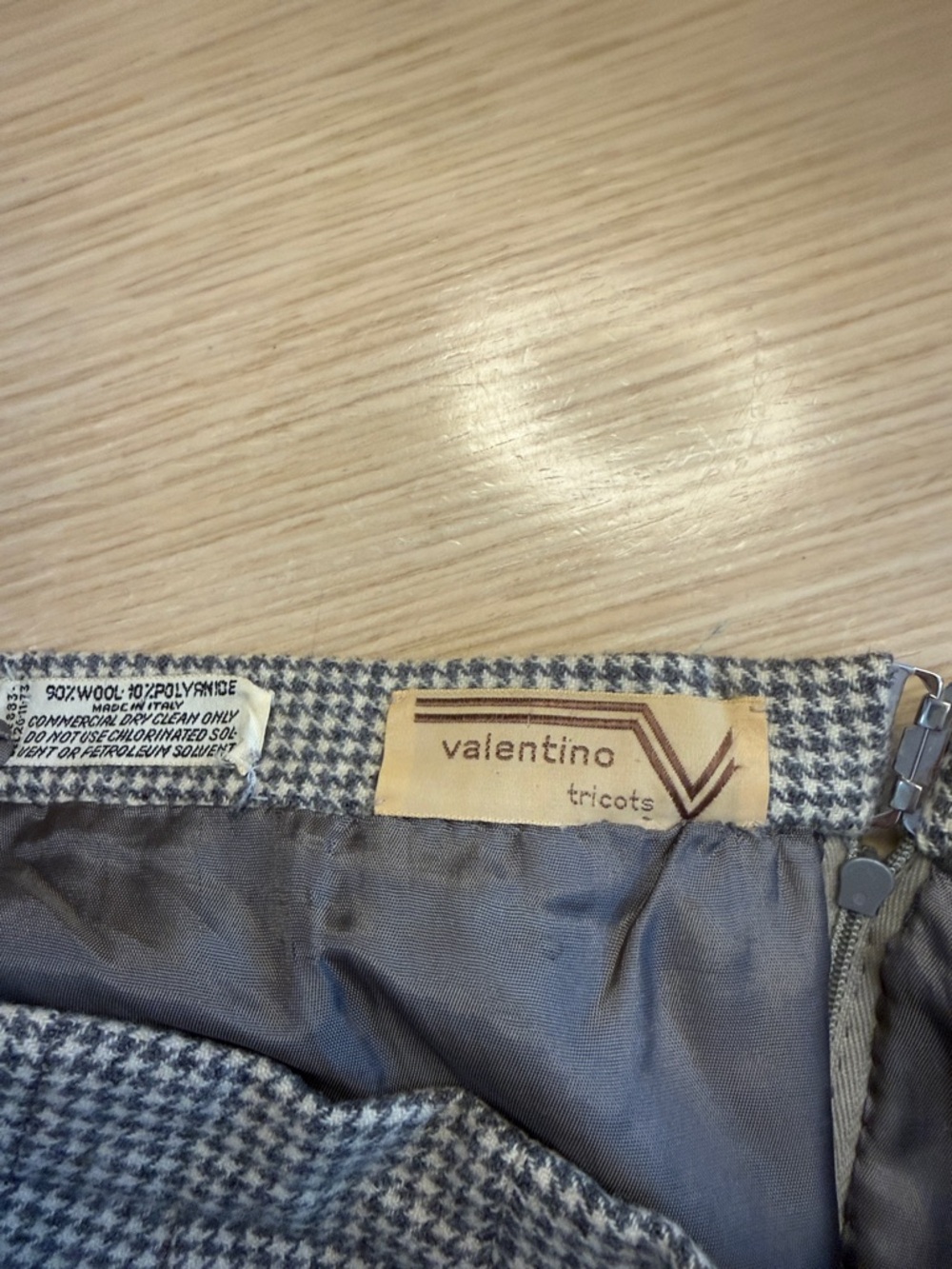 Valentino Black and White Houndstooth Midi Skirt - Picture 2 of 4